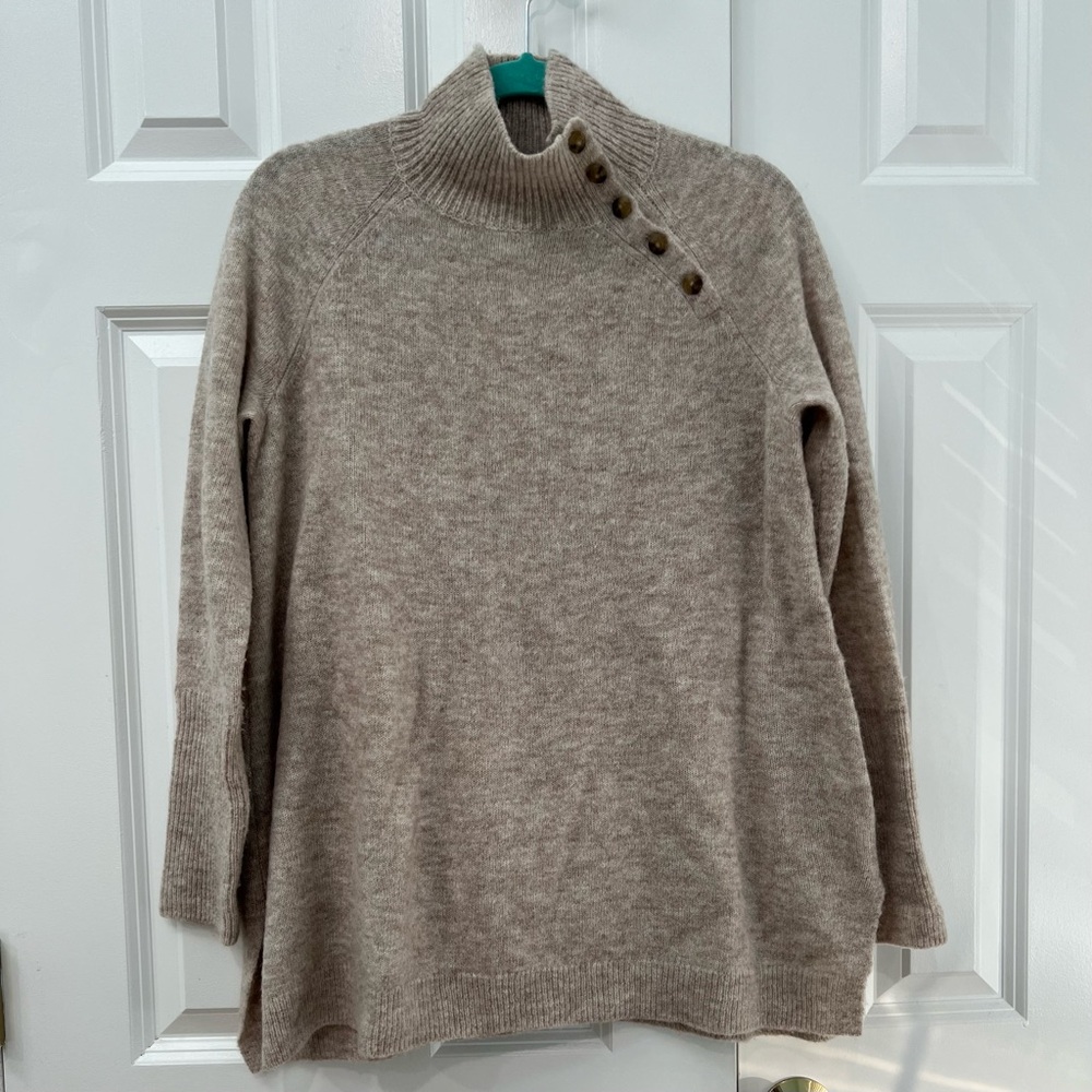 Vineyard Vines mock turtleneck tunic length sweater